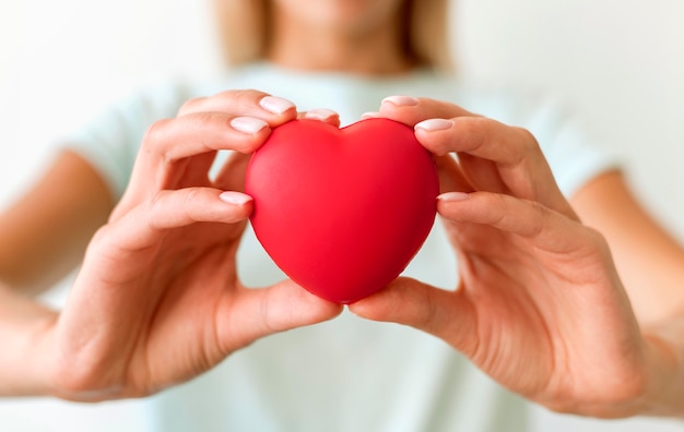 Essential Vitamins, Herbs, and Supplements: The Ultimate Guide to Boosting Heart Health